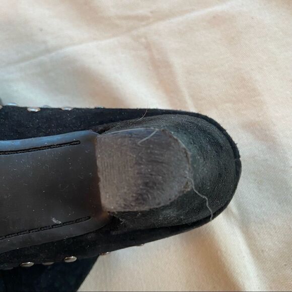 Kenneth Cole reaction heels with metal studs size 8, suede - Picture 2 of 11